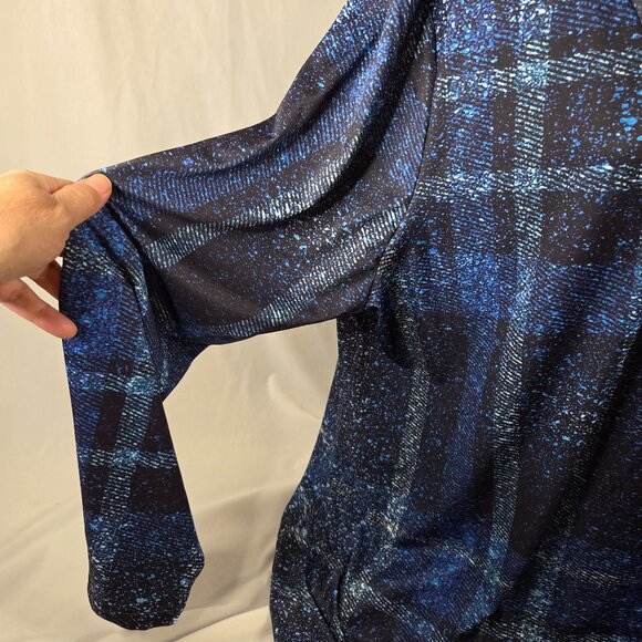 Lily by Firmiana Long Sleeve Top - Picture 4 of 5